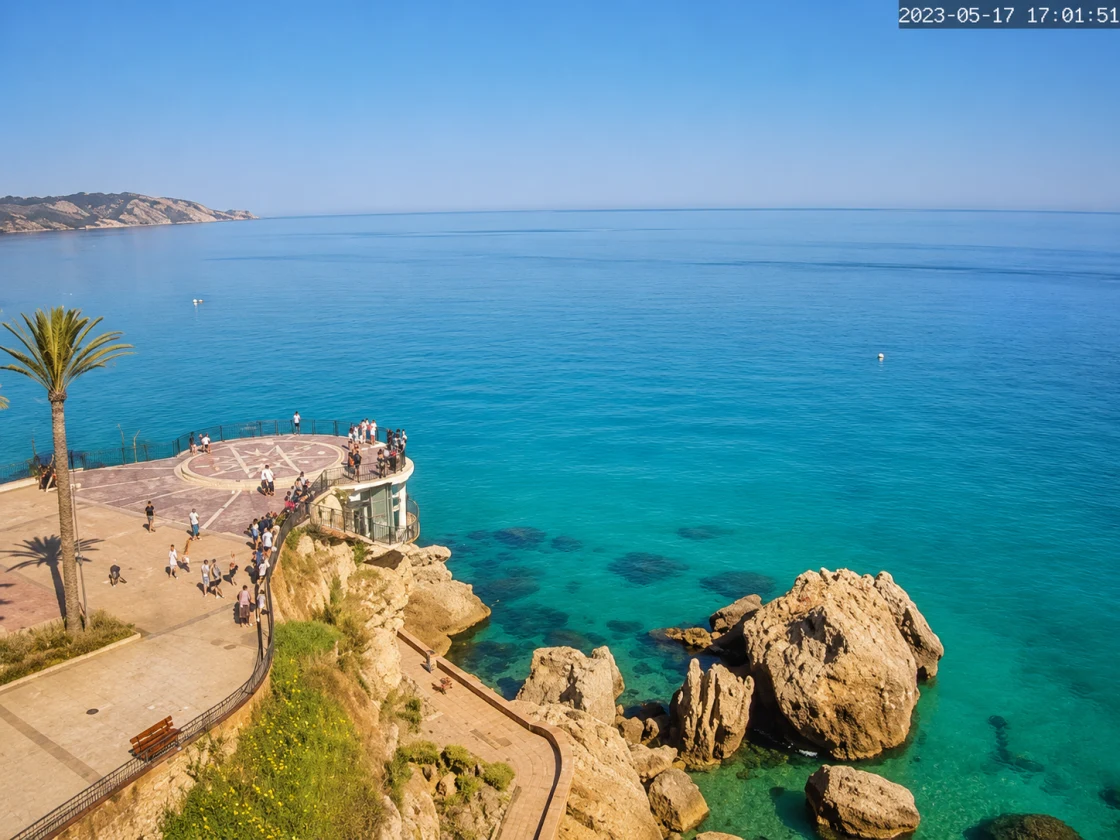 Webcam at the Balcón de Europa in Nerja overlooking the Mediterranean