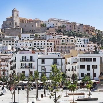 Ibiza, die Partyinsel der Balearen