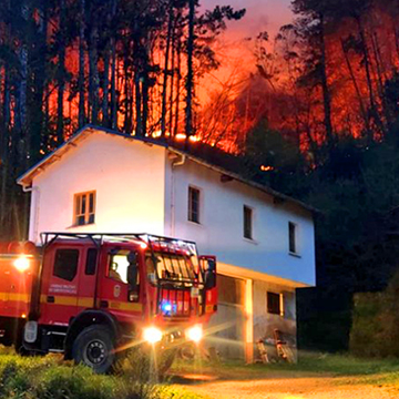 Drought in Spain - Raging wildfires in Asturias,  UME is continuously in action