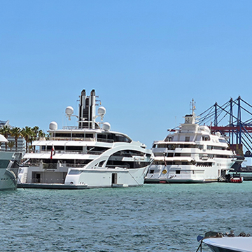 Megayachten entdecken Malaga