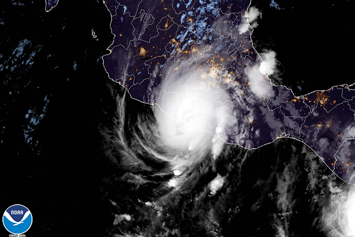 Hurricane Otis makes landfall