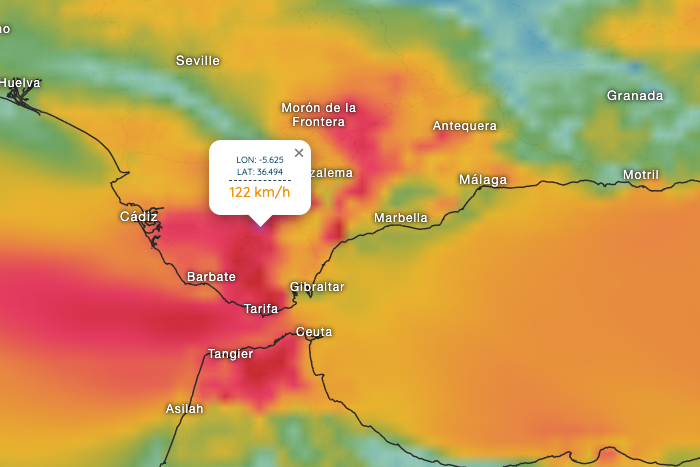 Levante brings strong gusts and waves