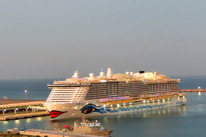 AIDAcosma docks in Malaga