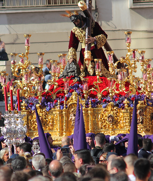 Palm Sunday begins unpleasantly