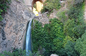 Nuestro dron en acción - las cascadas de Ronda