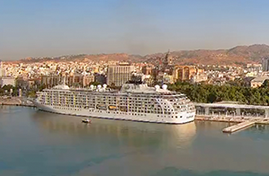 El yate residencial The World atraca en el Muelle 2