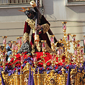 Palm Sunday begins unpleasantly